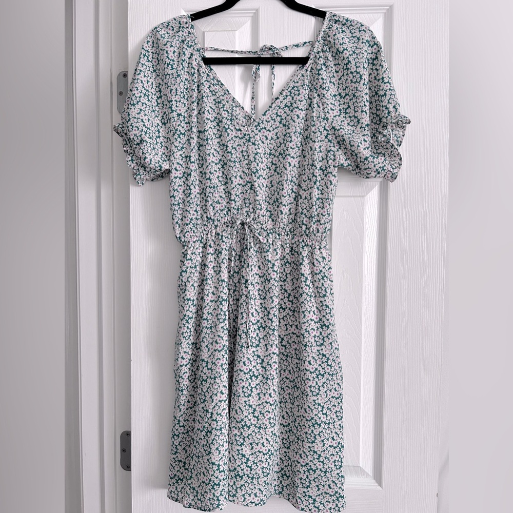 Staccato Women’s Floral Boho Dress size SMALL